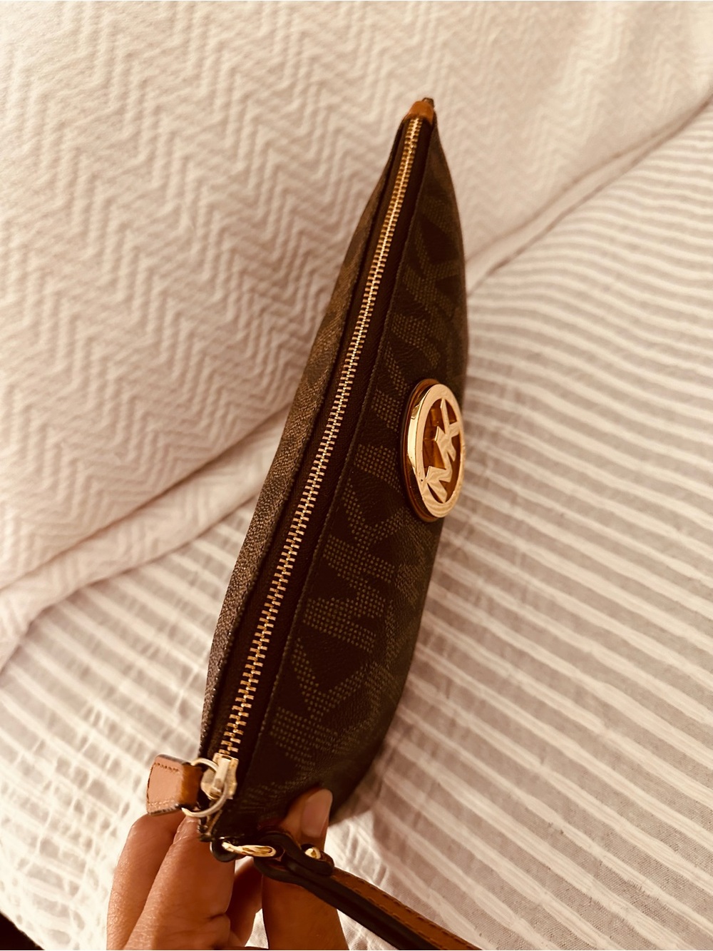 Michael Kors Brown Logo Wristlet Clutch - Picture 2 of 6